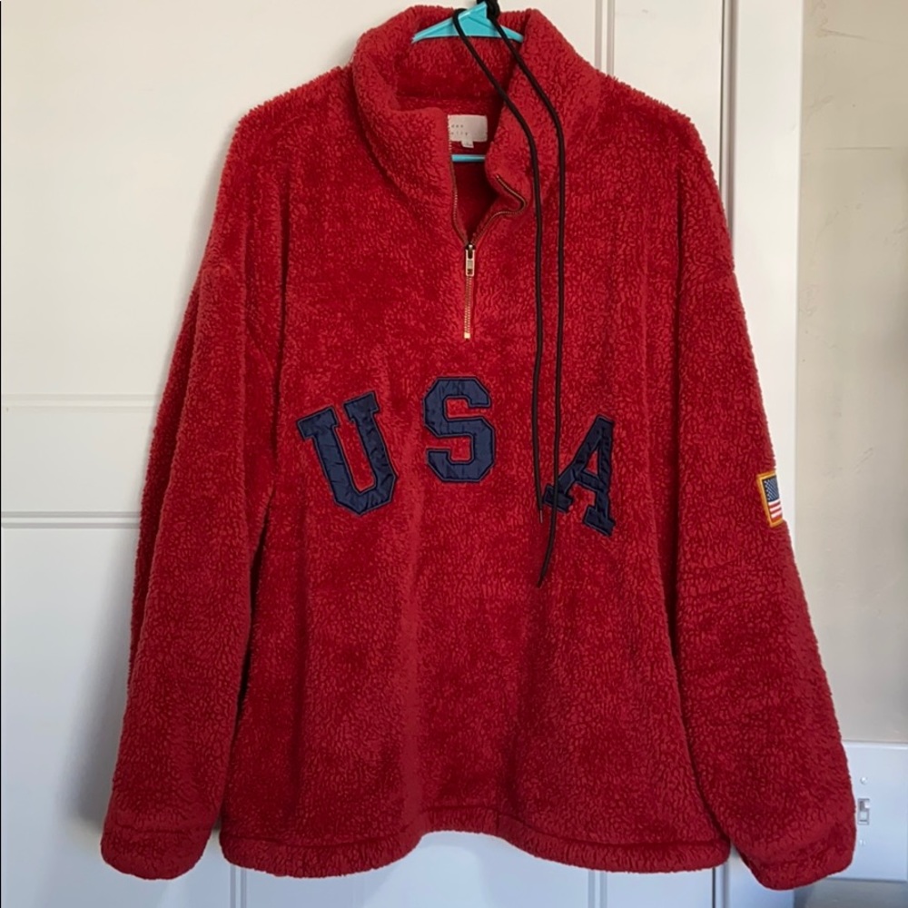USA Red Fleece Pullover